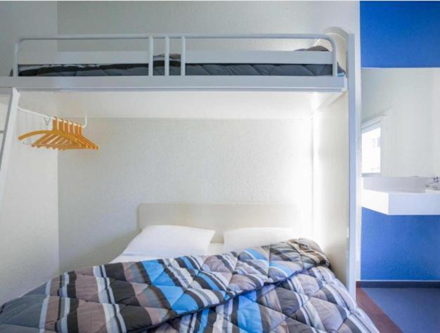 Hotel Hotelf1 Vernon *